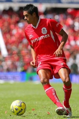 Sergio Santana puso varios pases para gol.