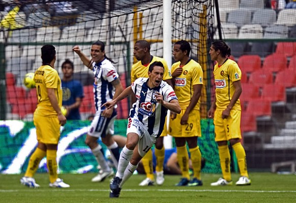 Y el disparo del ';Chaco'; Giménez acabó en gol.