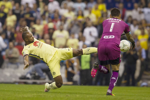 América se quedó con la ventaja en el Azteca