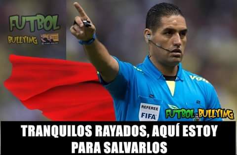 Árbitro, el héroe de Rayados en memes