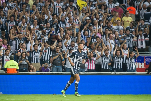 Cardona lo cobró perfecto y puso a Rayados en la Gran Final.