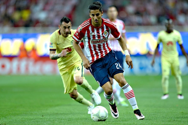 Cisneros controlaba con tranquilidad.