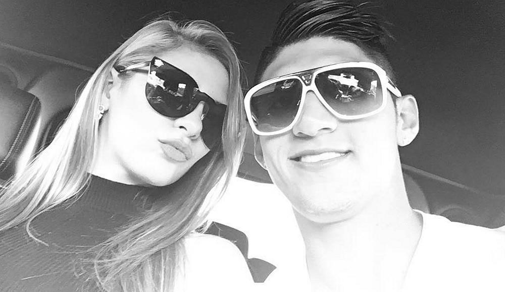 Horas antes del suceso, Alan publicó la foto con su novia.