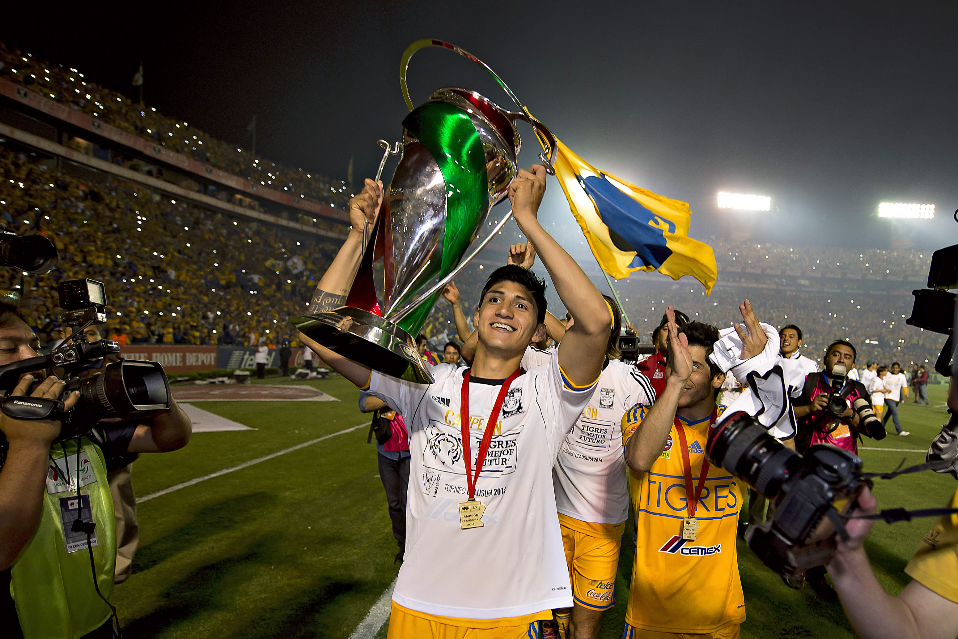 En el mismo 2014 se coronó campeón en la Copa MX.