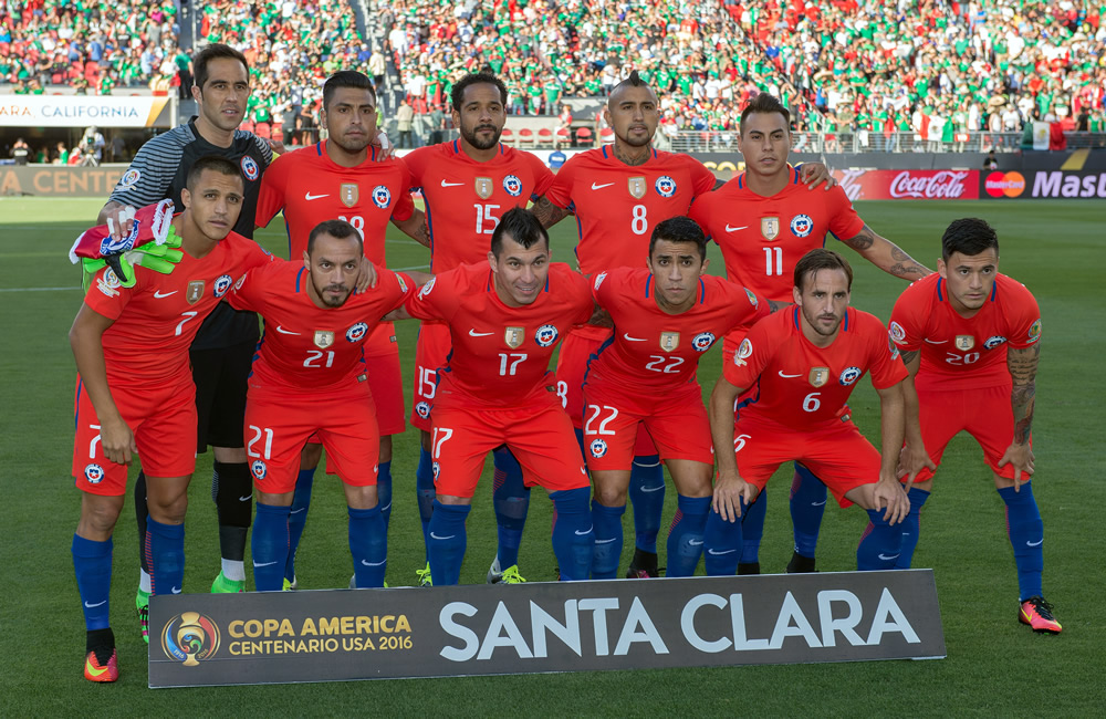 México y Chile definen al último semifinalista de la Copa América.