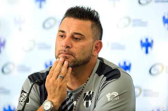 Turco, sin inmiscuirse en polémica Orozco-Salvador