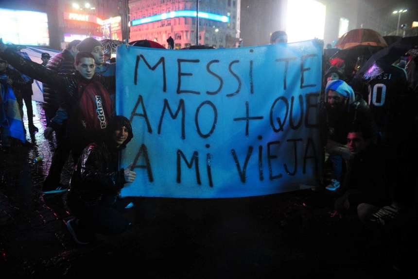 Argentina marchó para evitar adiós de Messi