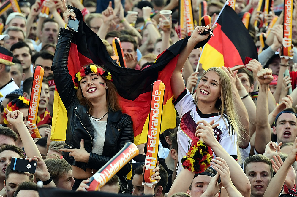 Chicas de las Semis de la Eurocopa.