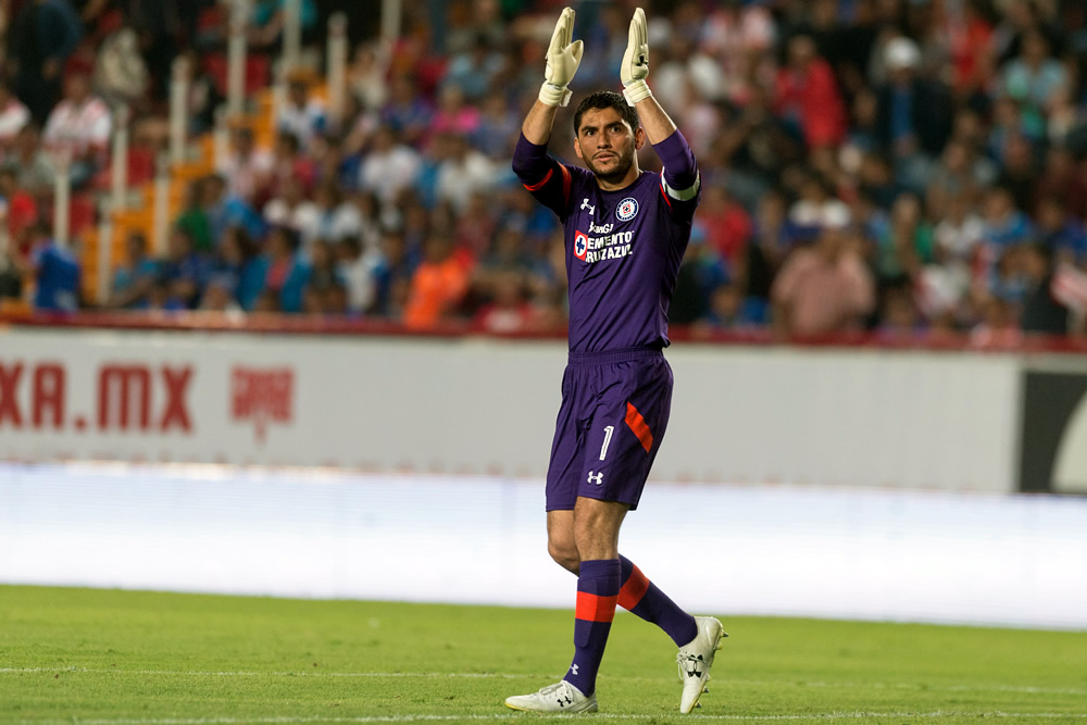 Cruz Azul nunca revolucionó y el Rayo se apagó