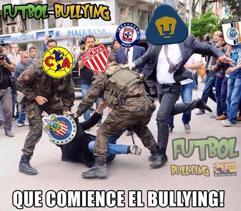 Gullit, víctima de los memes de la J1