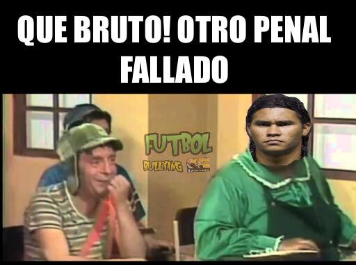 Gullit, víctima de los memes de la J1