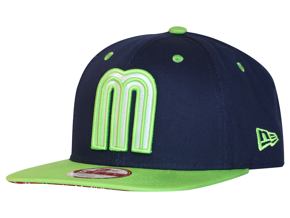 Diez modelos diferentes de gorras New Era