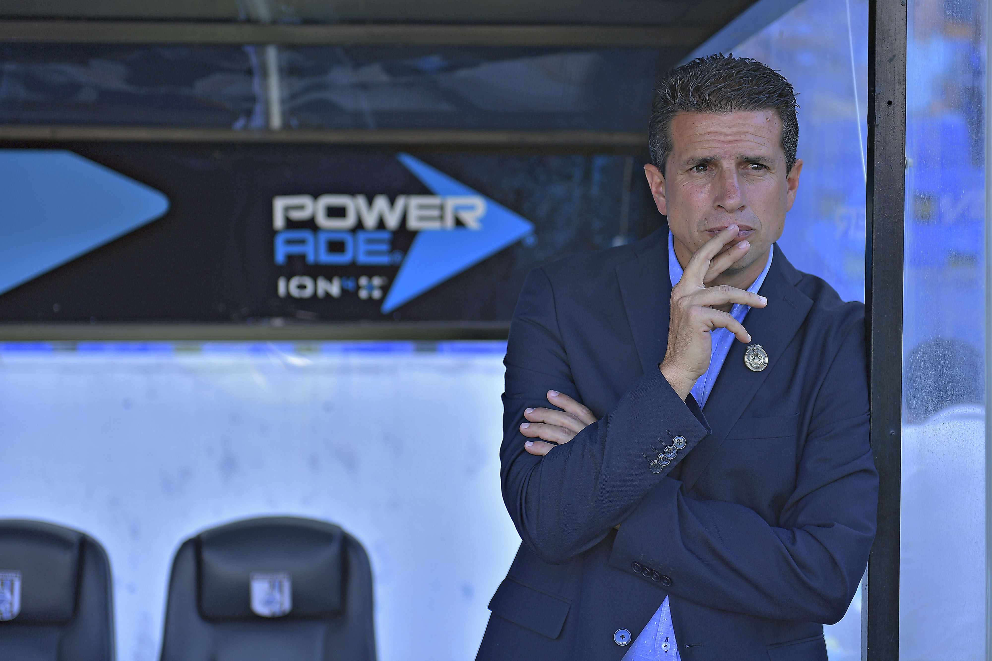 Ricardo Valiño lució preocupado. 