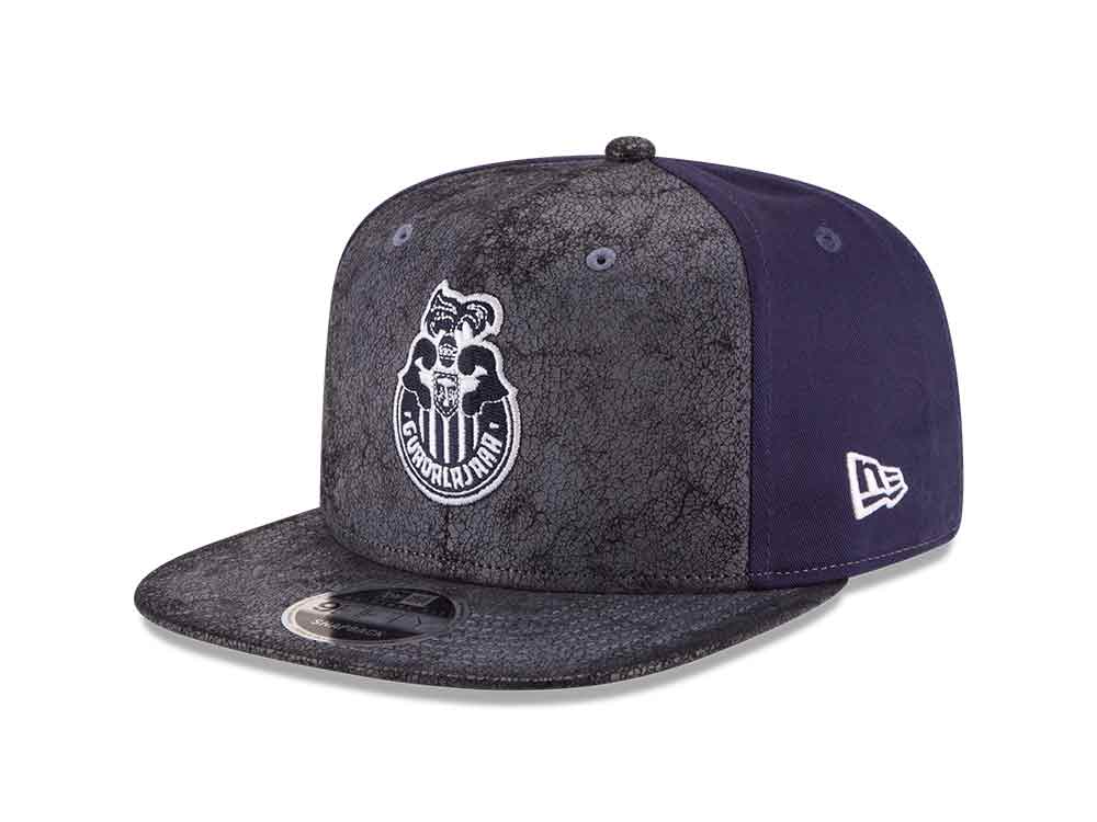 New Era lanzó línea de gorras para Chivas