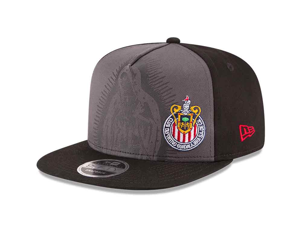 New Era lanzó línea de gorras para Chivas