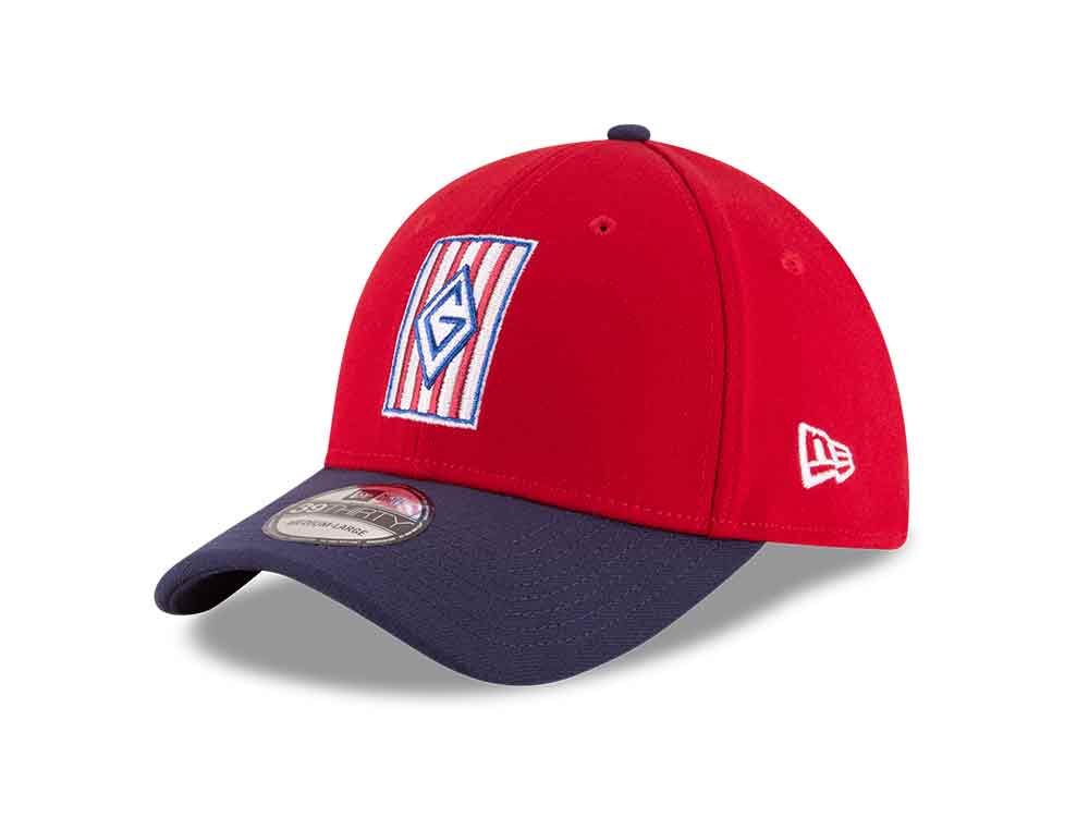 New Era lanzó una nueva línea de gorras para Chivas