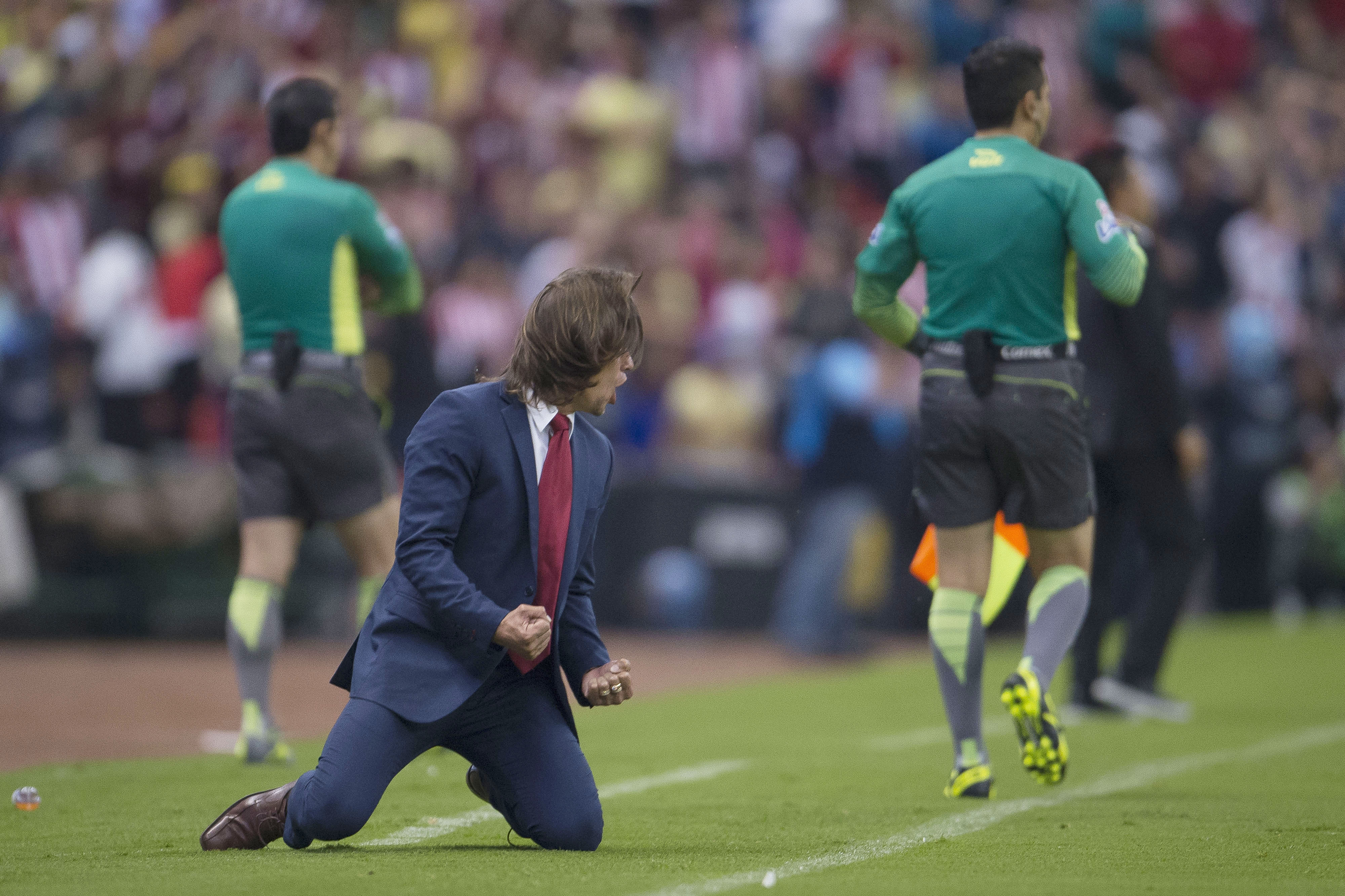 En el Azteca, Chivas, más 'ca3rones' que el Águila 