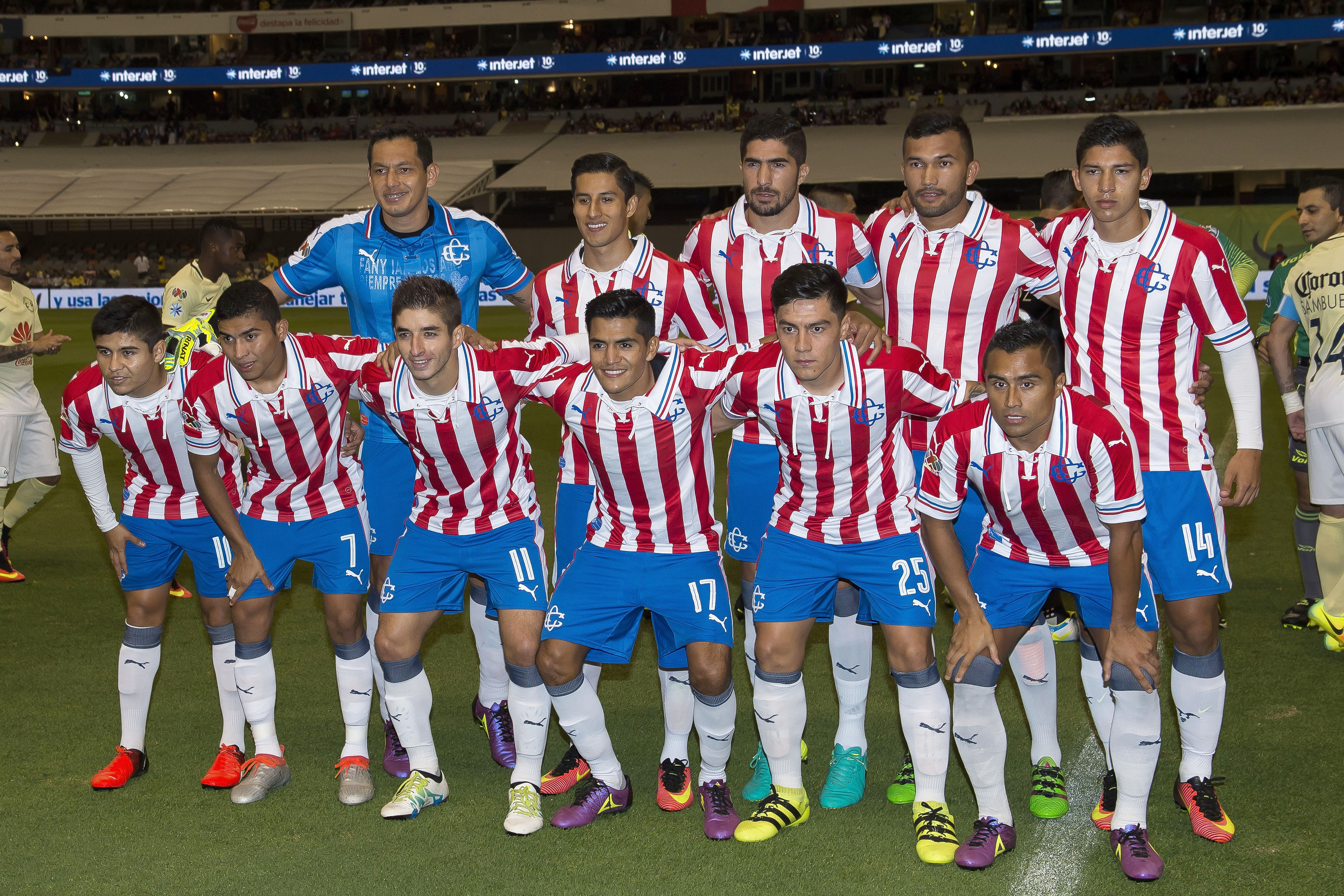 En el Azteca, Chivas, más 'ca3rones' que el Águila 