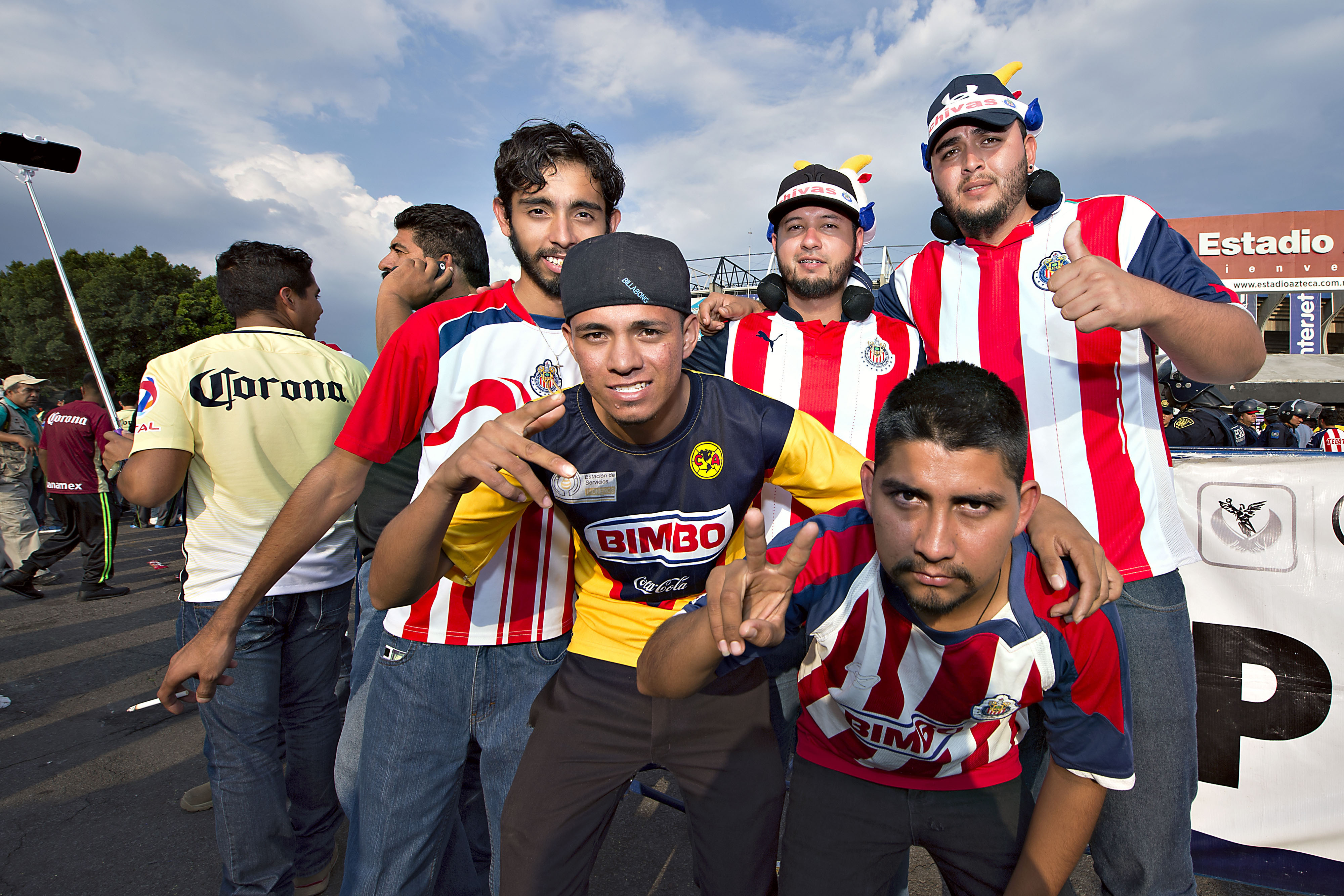 En el Azteca, Chivas, más 'ca3rones' que el Águila 