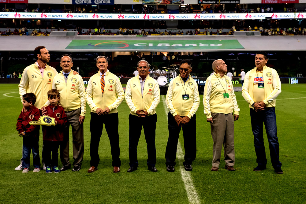 Mosaico, himno y homenaje a los 100 años del América