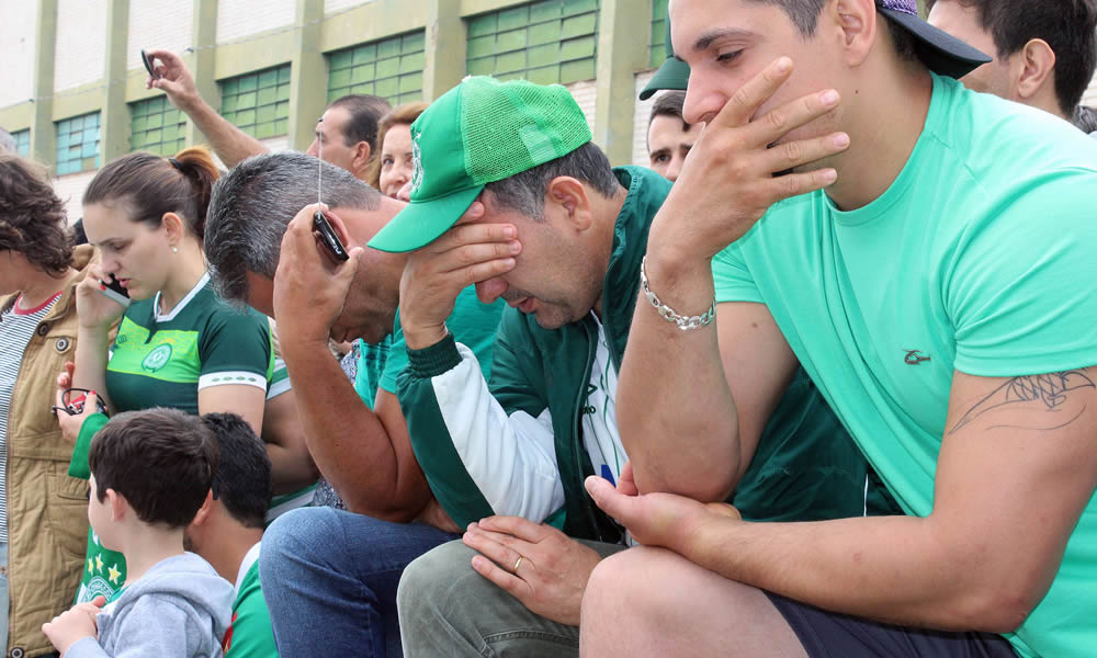 Aficionados  lloraron al Chapecoense