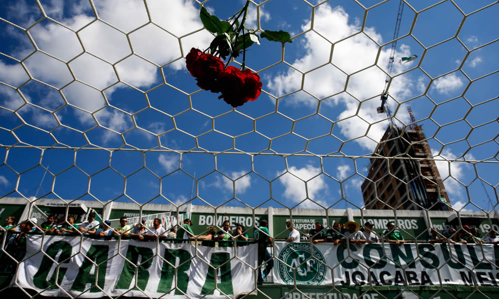 Aficionados  lloraron al Chapecoense