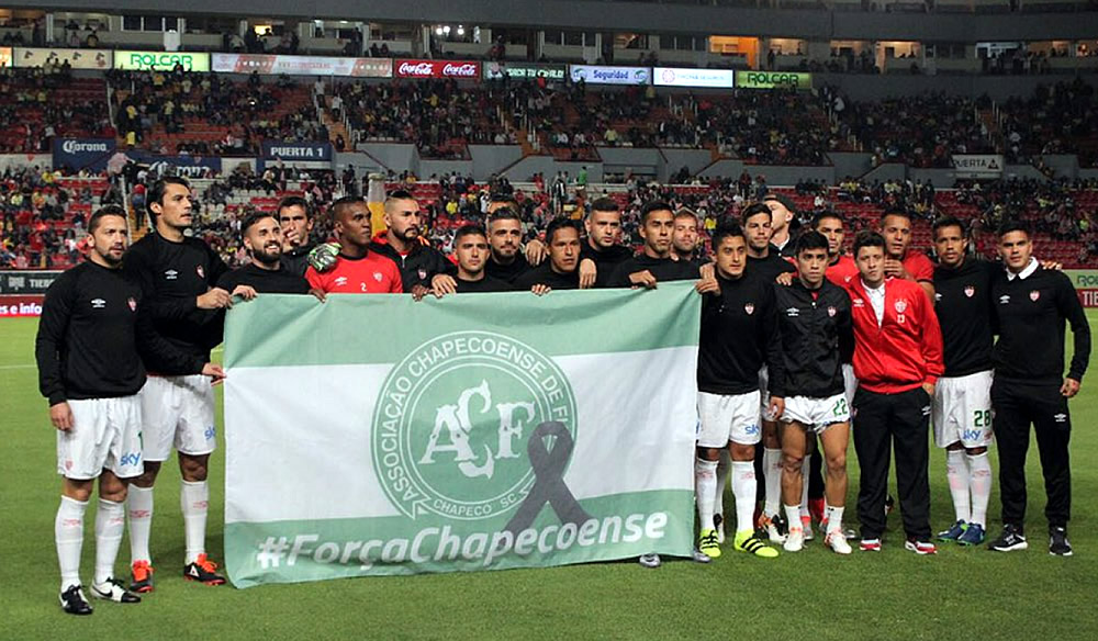 Primer round entre Rayos y Águilas 