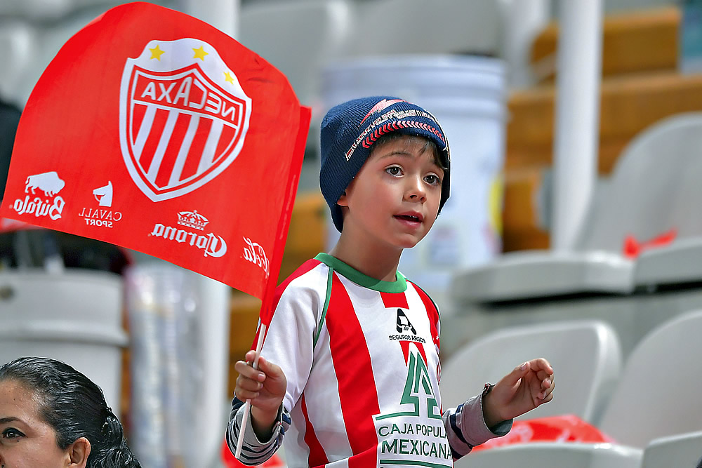 Primer round entre Rayos y Águilas 