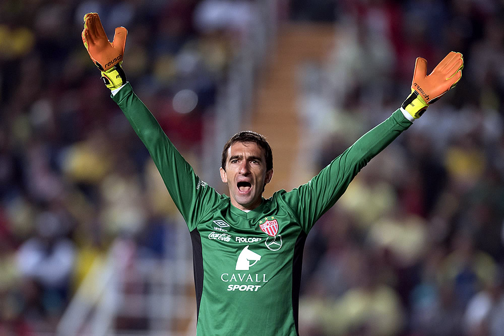 Primer round entre Rayos y Águilas 