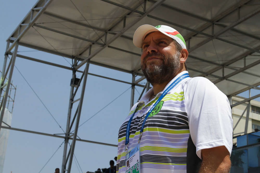 Ramón Raya celebra torneo 'Nuevos Talentos' de Fut Playa