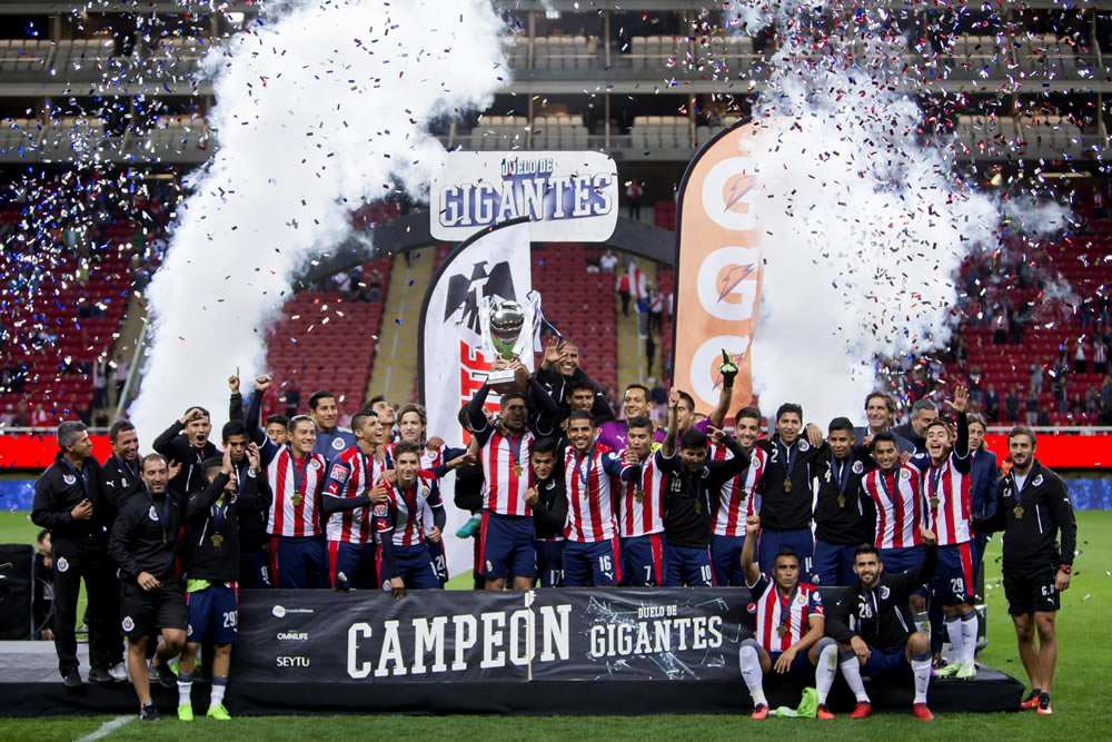 Chivas fue el gigante ante Boca Juniors