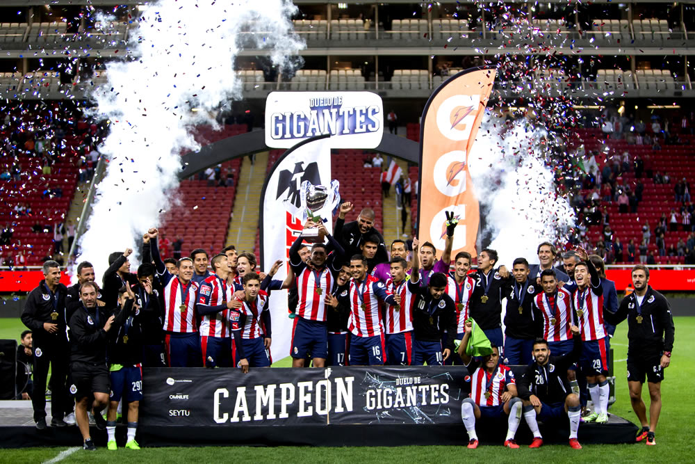 Chivas fue el gigante ante Boca Juniors