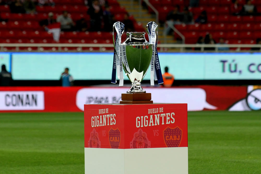 Chivas fue el gigante ante Boca Juniors