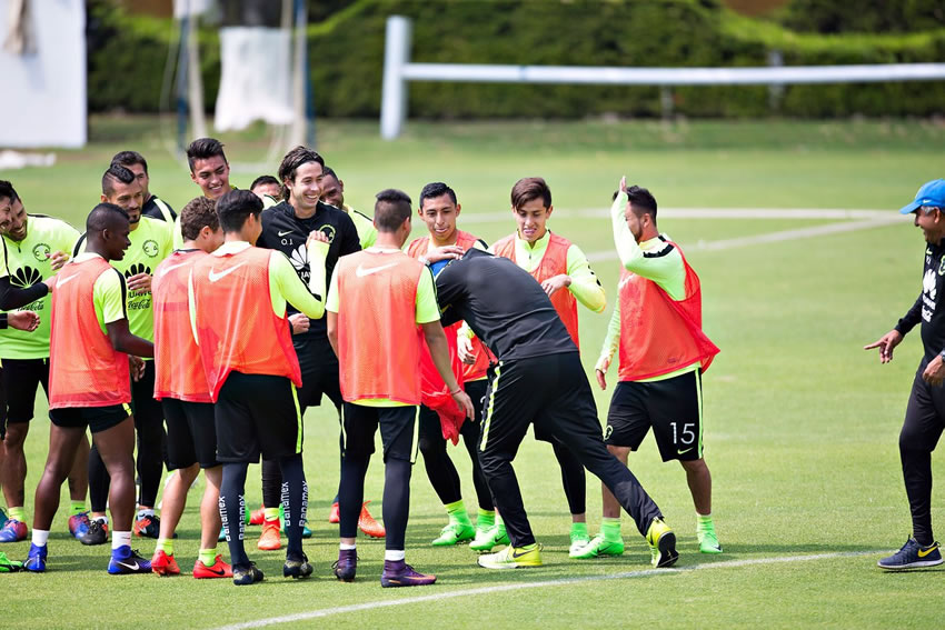 La Volpe cumplió años y así lo celebraron en Coapa 