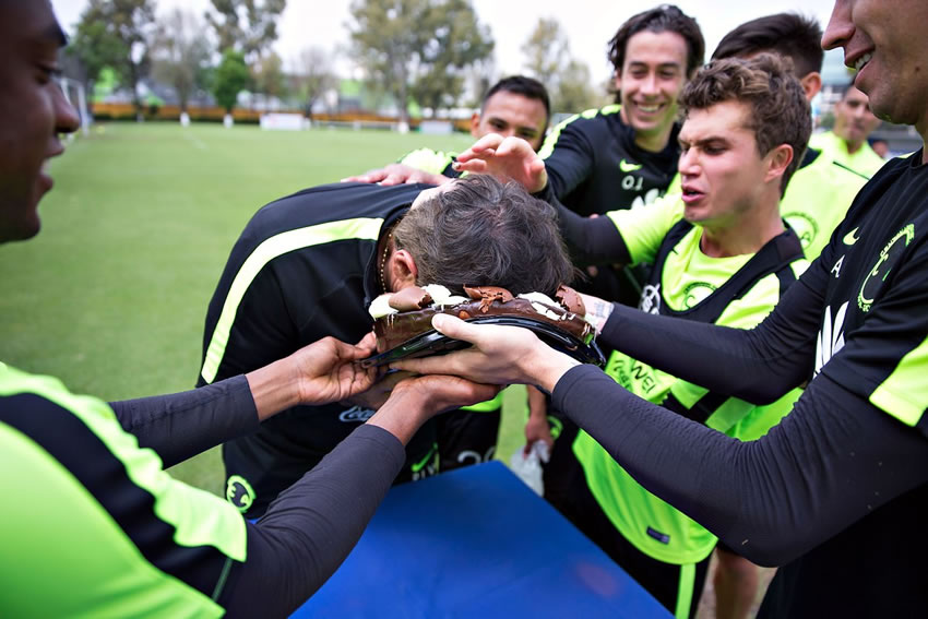 La Volpe cumplió años y así lo celebraron en Coapa 