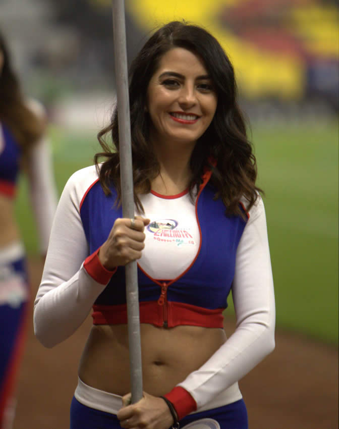 Las chicas más bellas en los estadios de la Liga MX durante el fin de semana.