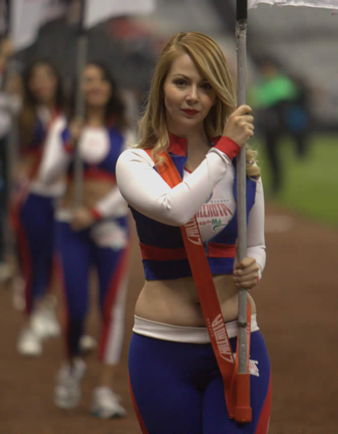 Las chicas más bellas en los estadios de la Liga MX durante el fin de semana.