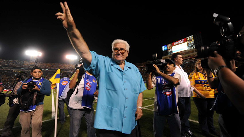 Dio los primeros campeonatos a los felinos en 1977-1978 y 1981-1982.