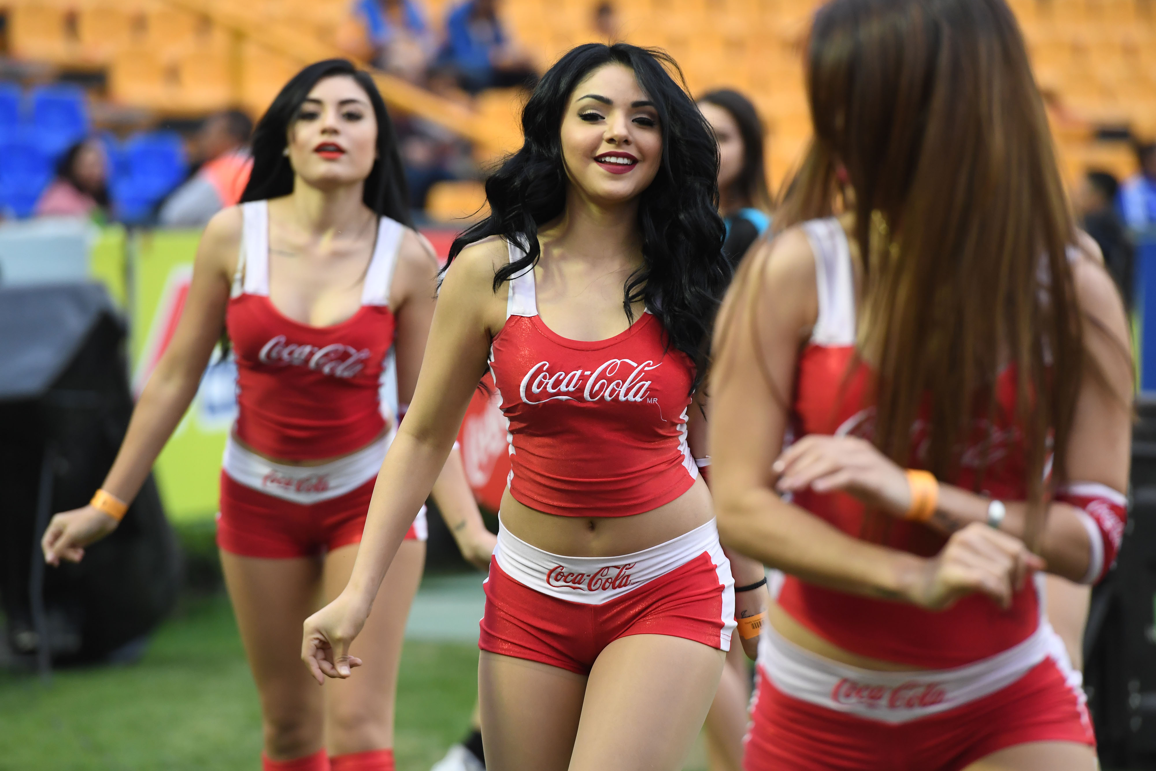 La belleza engalanó una fecha más del futbol mexicano.