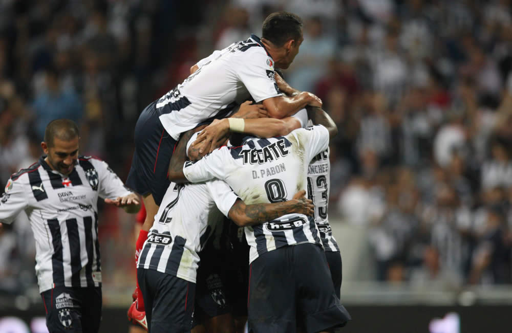 Funes Mori 'cazó' al Zorro y Rayados podría ser líder.