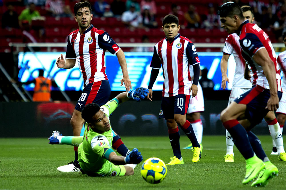 Gallese tuvo buenas atajadas, pero no fue suficiente. (Foto: Imago 7)
