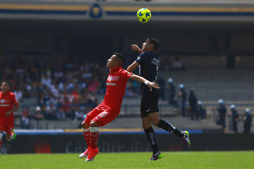 Toluca conservó el liderato de la Liga MX venciendo a Pumas en C.U.