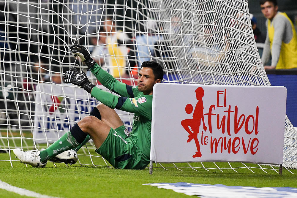Talavera hizo el oso de la jornada 10.
