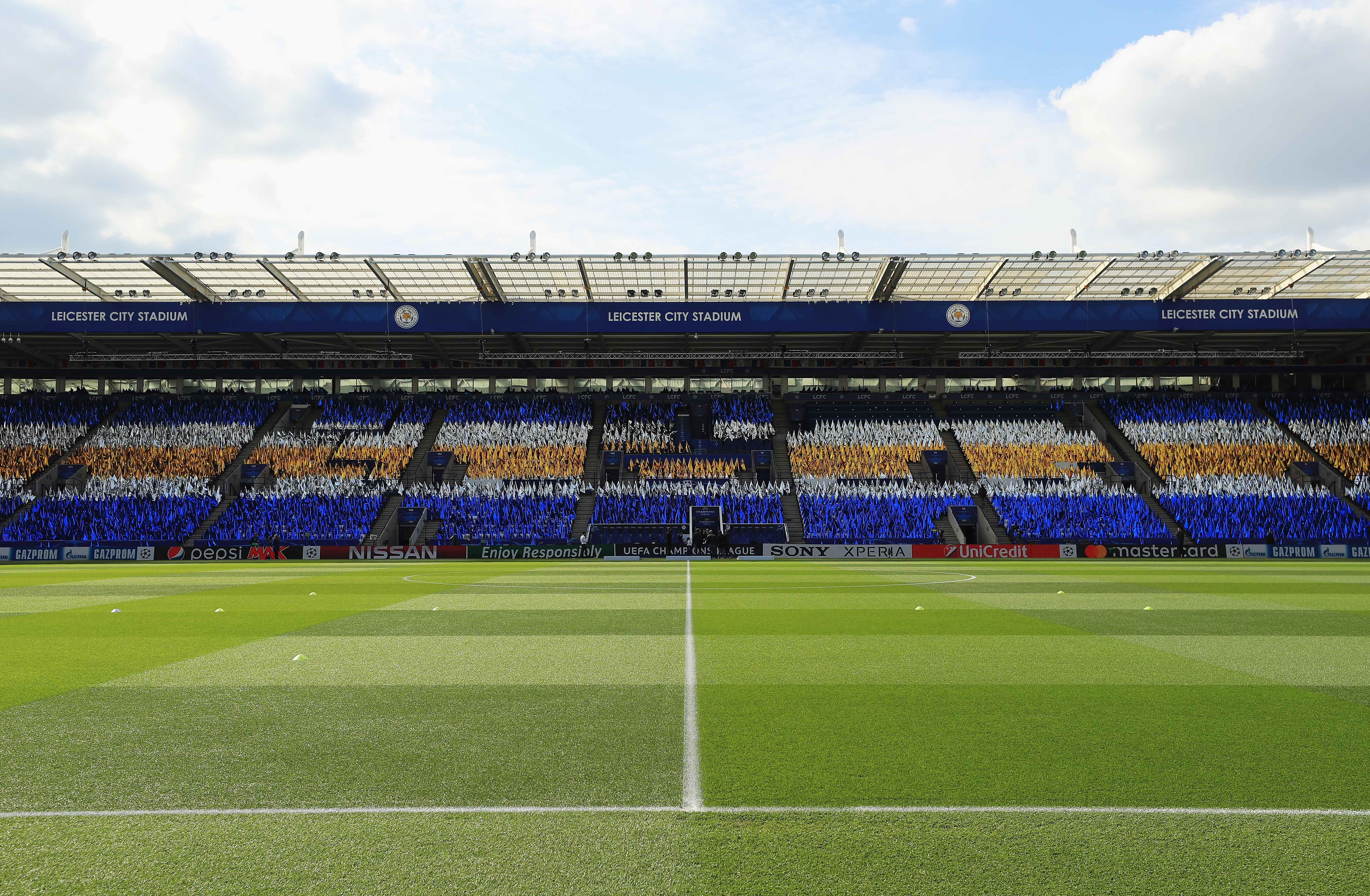Foxes y Colchoneros chocan en el King Power Stadium