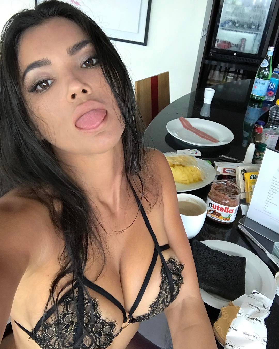 Vamos poniendo sabor ruso con Sveta Bilyalova, la musa Para el fin.