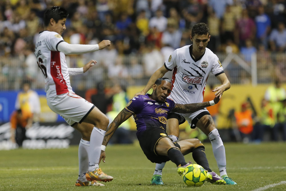 La última batalla por el ascenso a Primera, en imágenes  