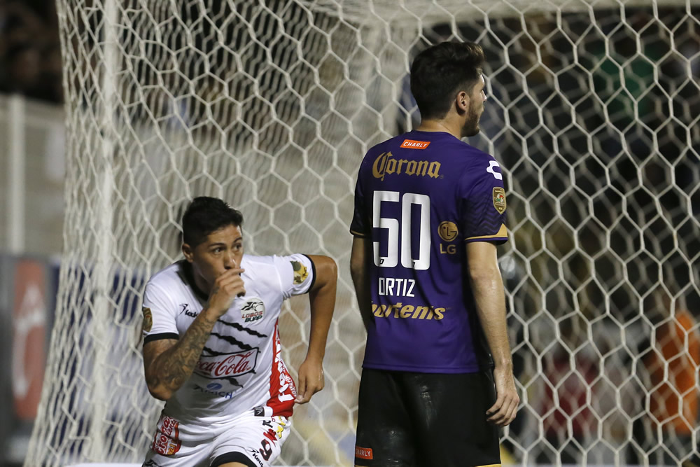 La última batalla por el ascenso a Primera, en imágenes  