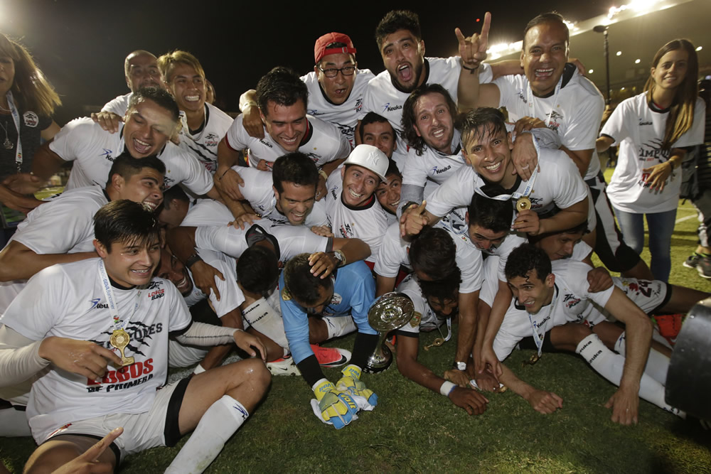 La última batalla por el ascenso a Primera, en imágenes  