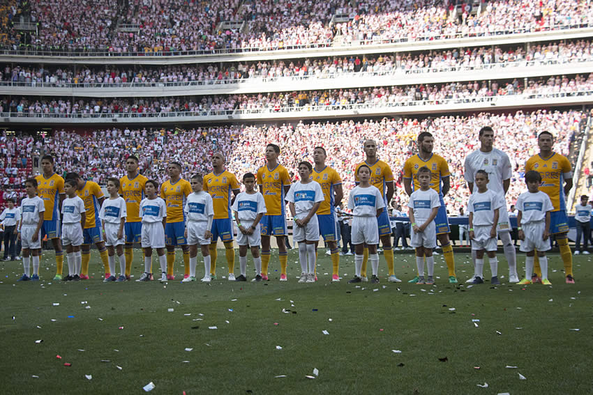 Mejores imágenes del Chivas vs. Tigres de la gran final del C2017 de la Liga MX.