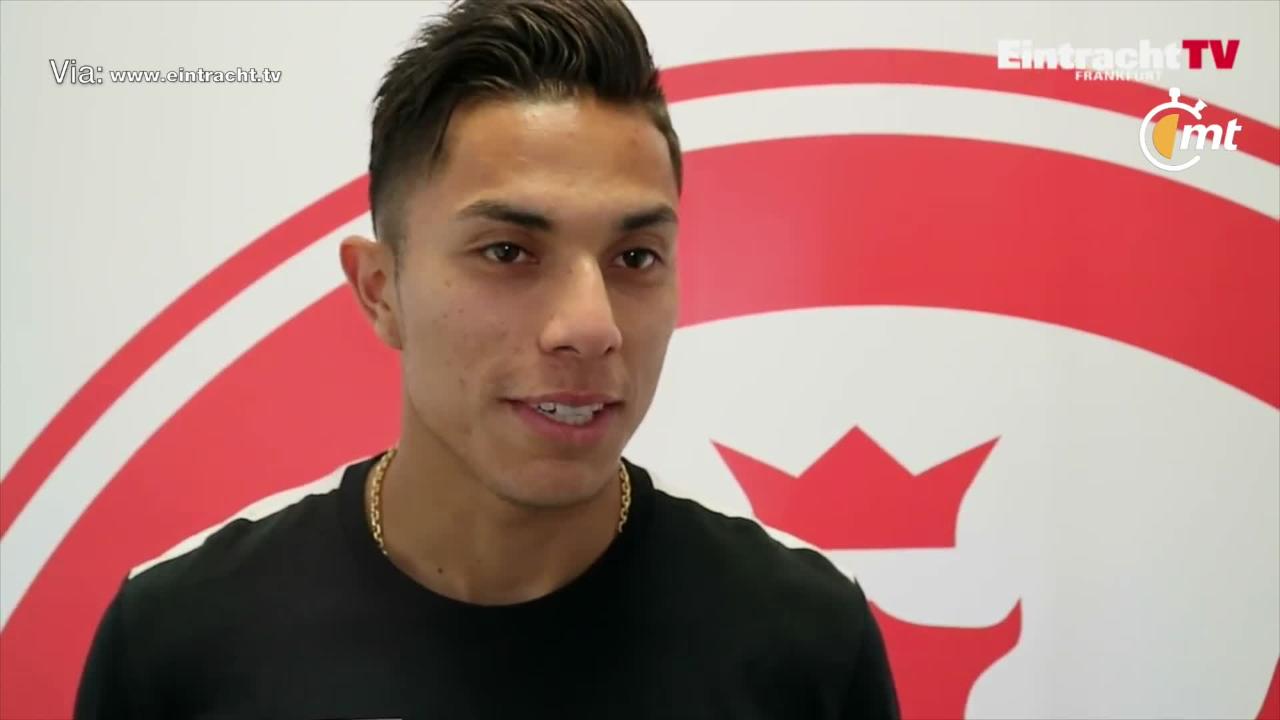 Eintracht le da la bienvenida a Carlos Salcedo